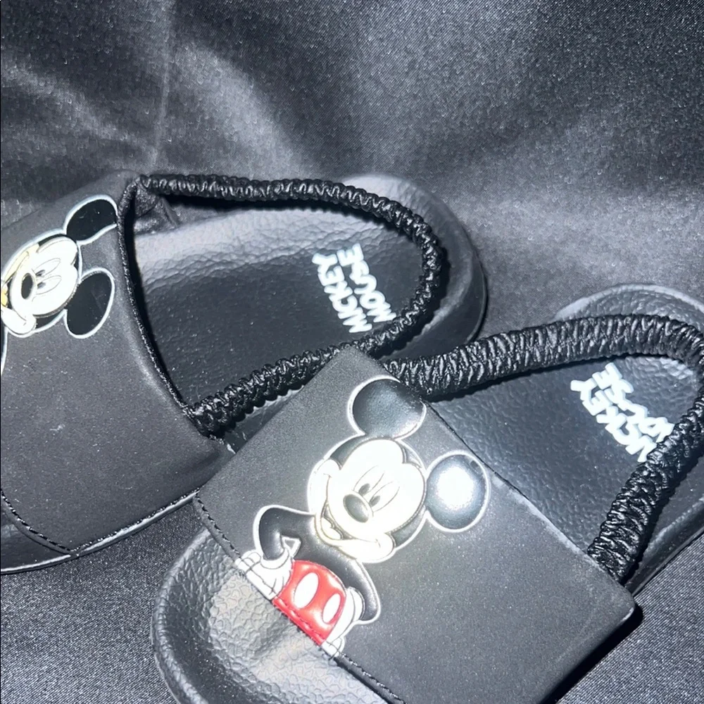Boys Mickey Mouse Sandals Open-Toe Design